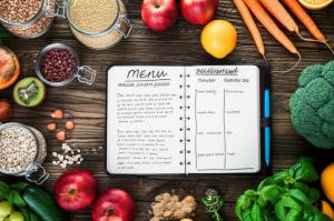 Imagem para o artigo: Cardápio Semanal Barato e Saudável: Guia Completo + Receitas!